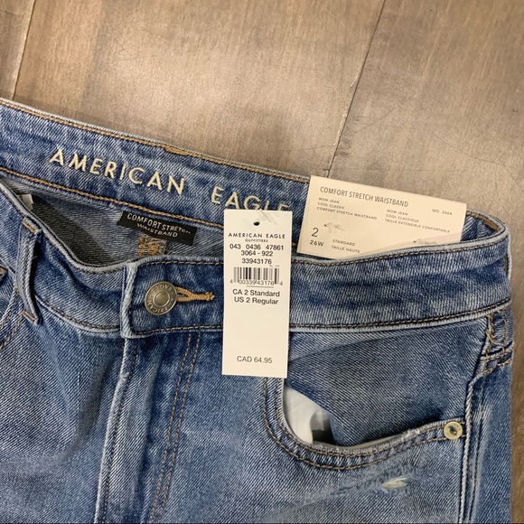 NWT American Eagle high waisted mom jeans - Picture 5 of 7